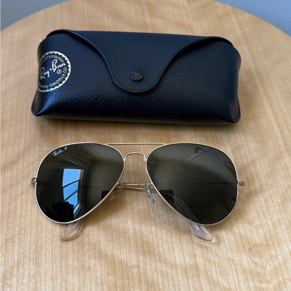 Ray-Ban Aviator Classic Polished Gold/Black - Picture 4 of 7